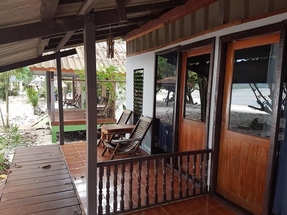 Vijit Bungalow Koh Phayam Bagian luar foto